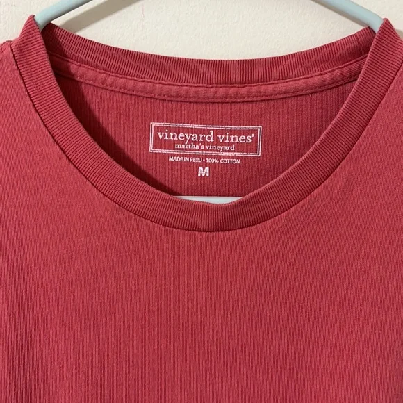Vineyard Vines Whale Lawrence Tee in Salmon Color Size M - Picture 2 of 6